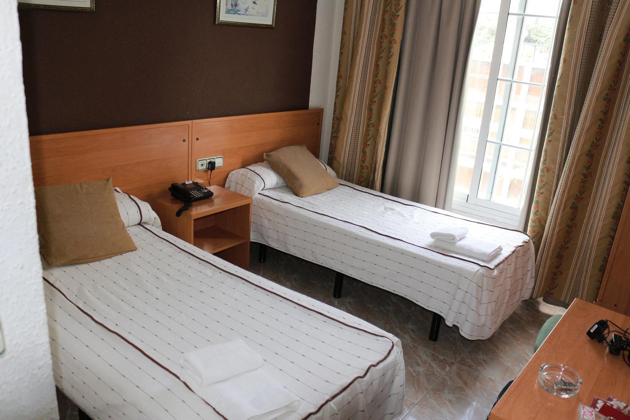 Hotel Sanz Torremolinos Esterno foto